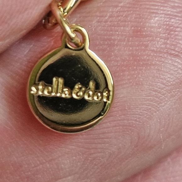 Stella and Dot Aria Pendant necklace - white crystal muli chain - Picture 6 of 7